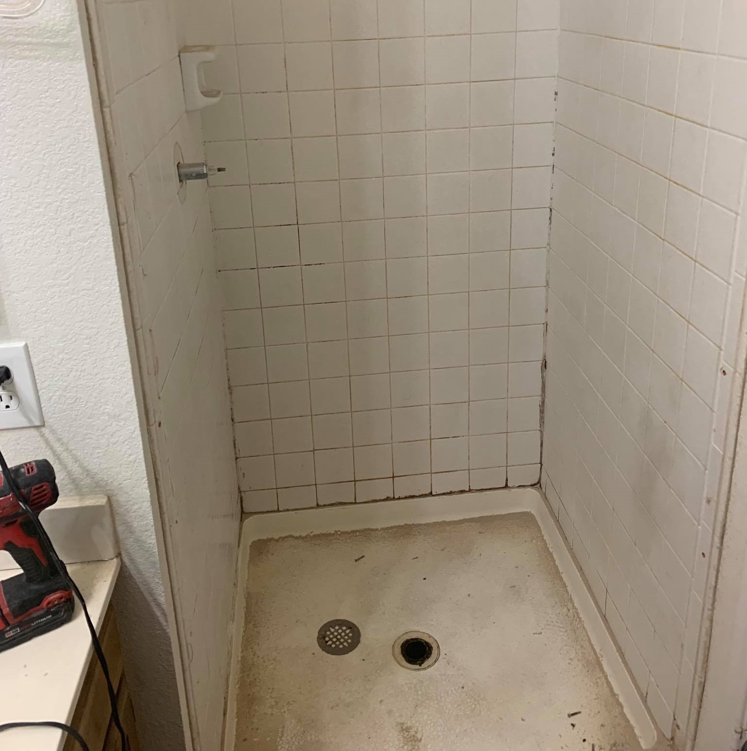 Before Bathroom Remodel